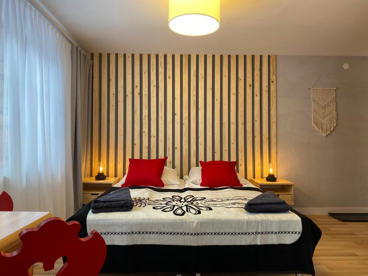 Lesna Homestay *